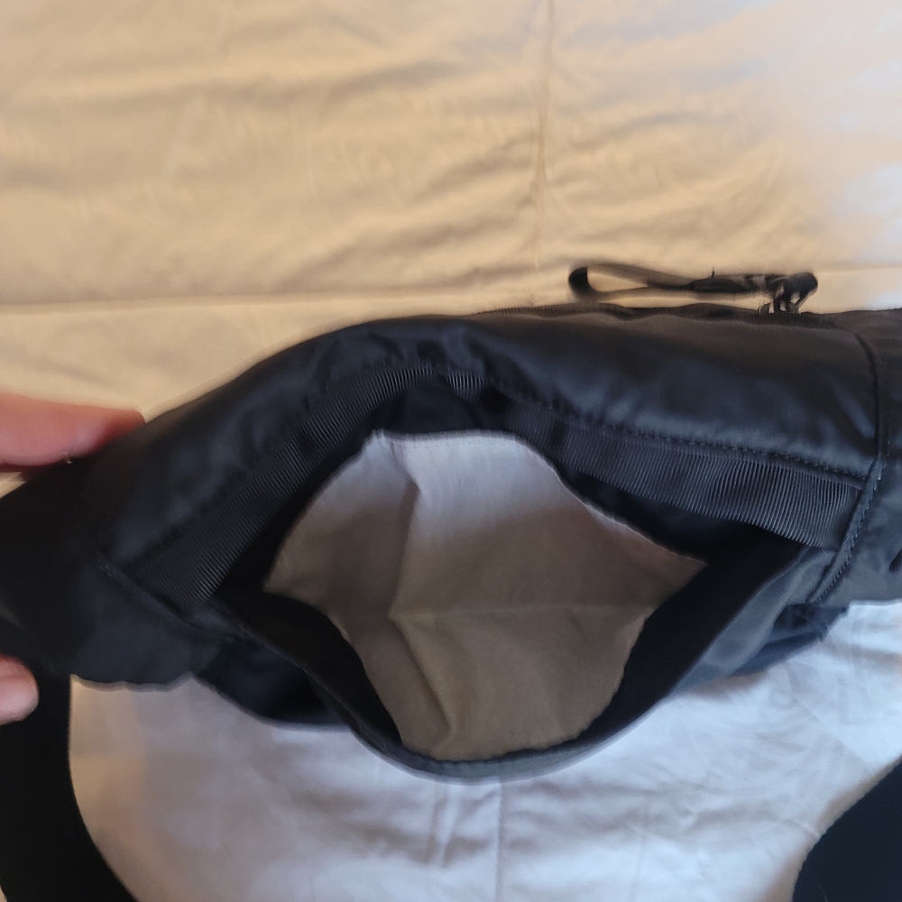 lululemon athletica Black Crossbody Bag - Picture 11 of 16